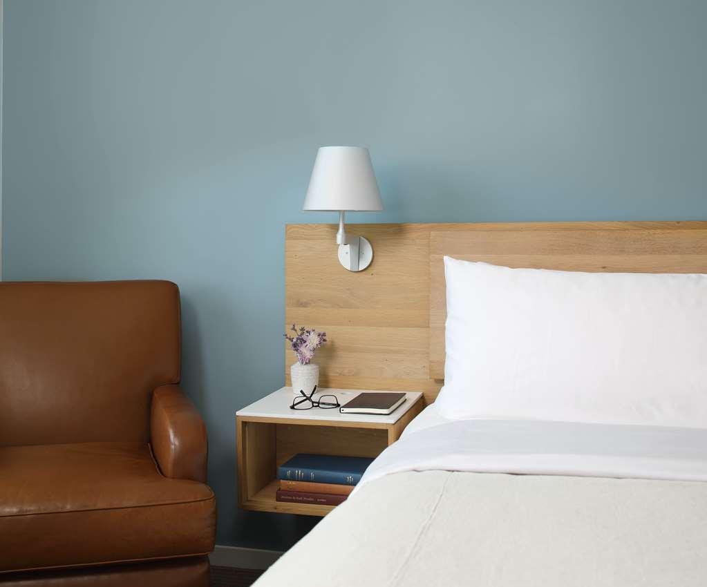 The Study At City, Study 4* Philadelphia